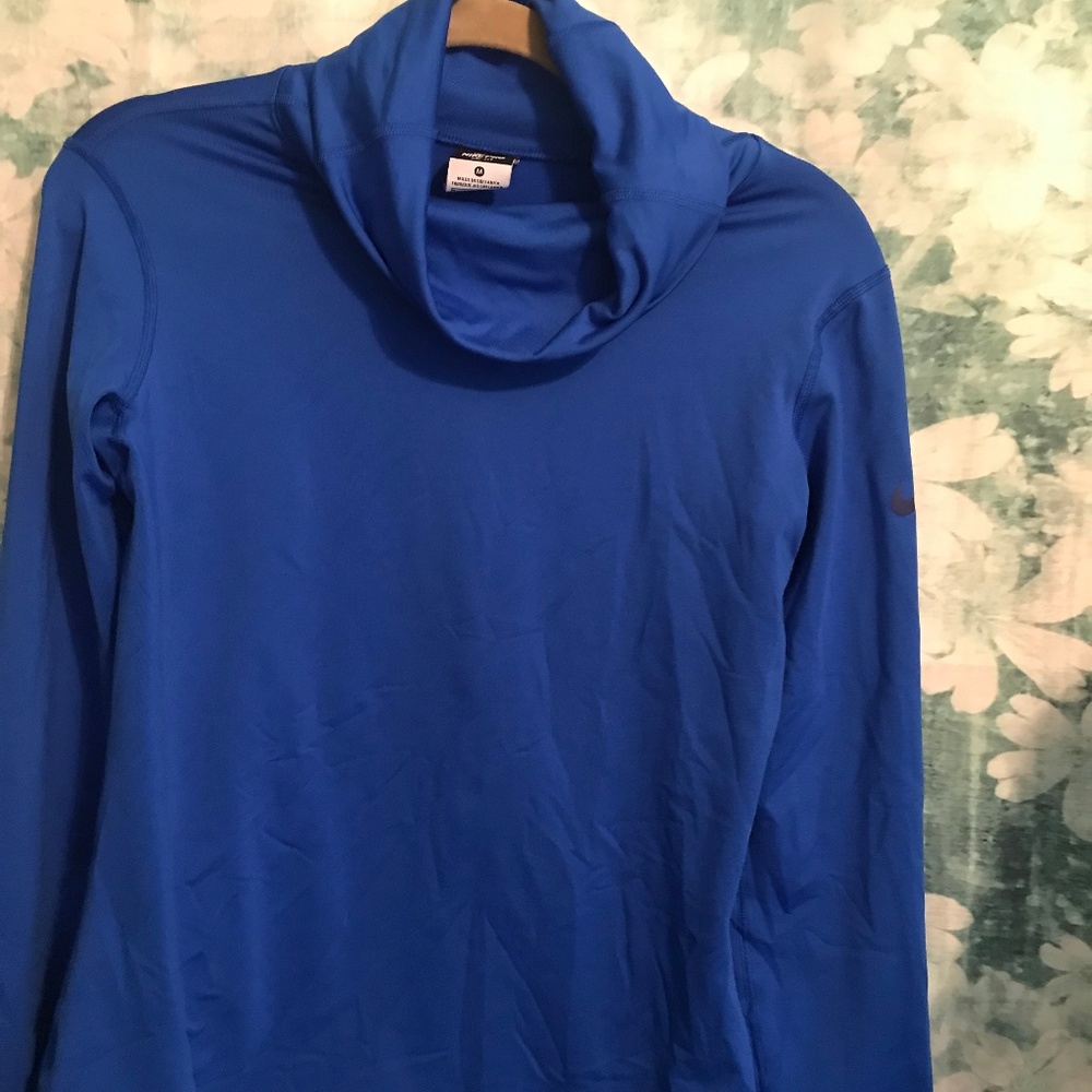 Nike turtle neck sports long sleeve